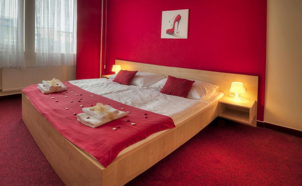 City Hostel Brno Modrice Ngoại thất bức ảnh