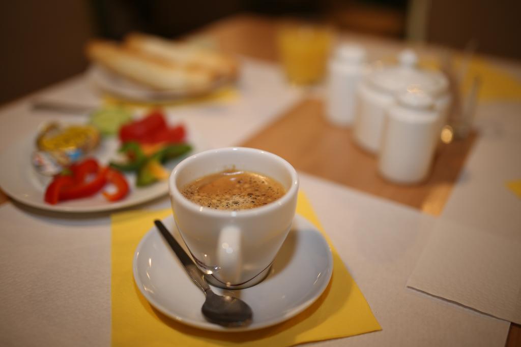 City Hostel Brno Modrice Ngoại thất bức ảnh
