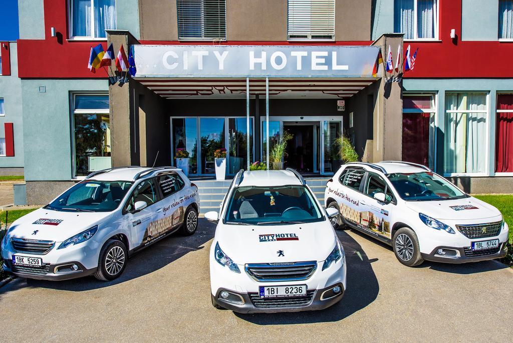 City Hostel Brno Modrice Ngoại thất bức ảnh