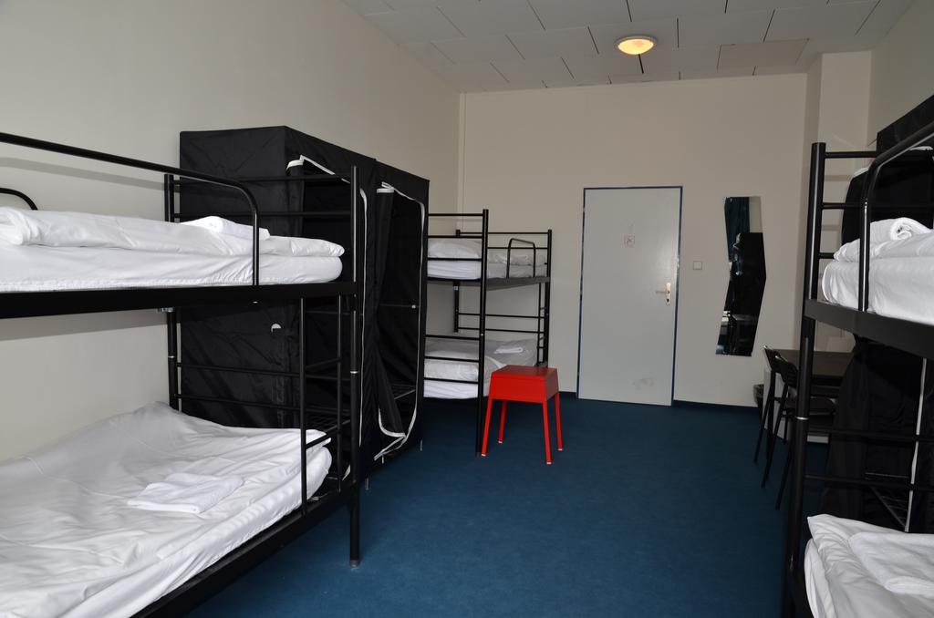 City Hostel Brno Modrice Ngoại thất bức ảnh